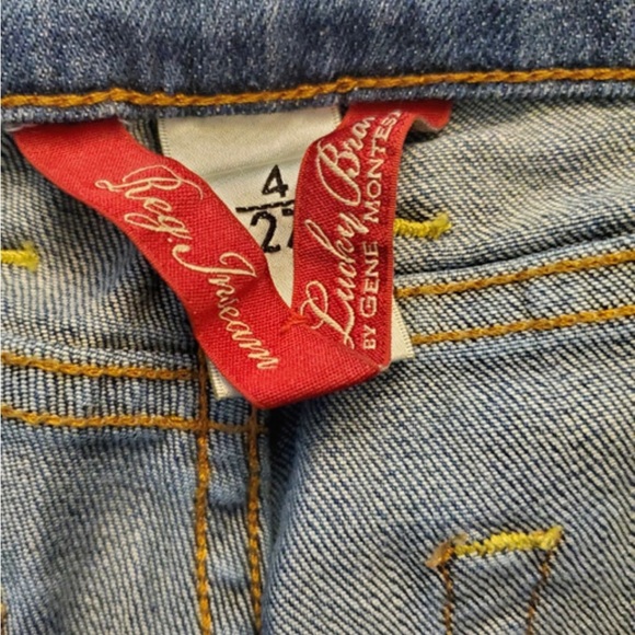 Lucky Brand ladies wide leg jeans are a size 4/27. - Picture 3 of 10